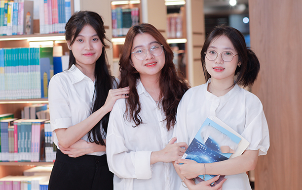 SV Khối ngành Kinh tế-Quản trị DTU  học chương trình “nhập khẩu”, vô địch các cuộc thi lớn