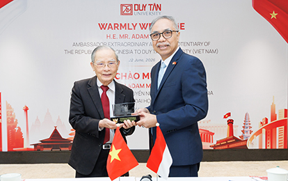 Ambassador Extraordinary and Plenipotentiary of Indonesia to Vietnam Visits DTU