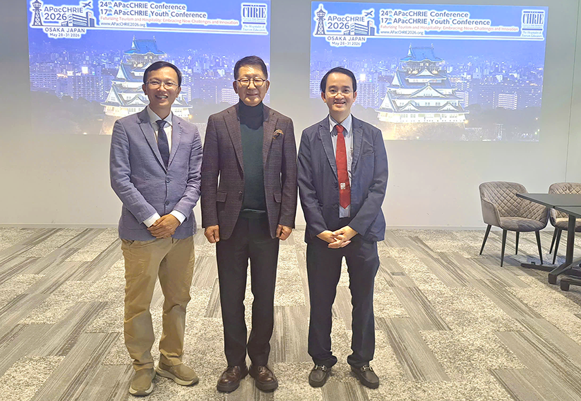 Đại học Duy Tân khẳng định vai trò lãnh đạo học thuật Du lịch trong Kỷ nguyên AI tại APacCHRIE Tokyo