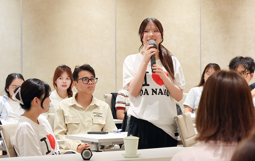 Sinh viên Đại học Duy Tân giao lưu với Trường Cao đẳng Công nghiệp Quốc gia Kushiro Kosen