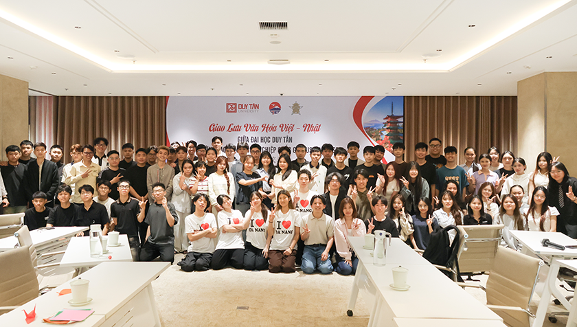 Sinh viên Đại học Duy Tân giao lưu với Trường Cao đẳng Công nghiệp Quốc gia Kushiro Kosen