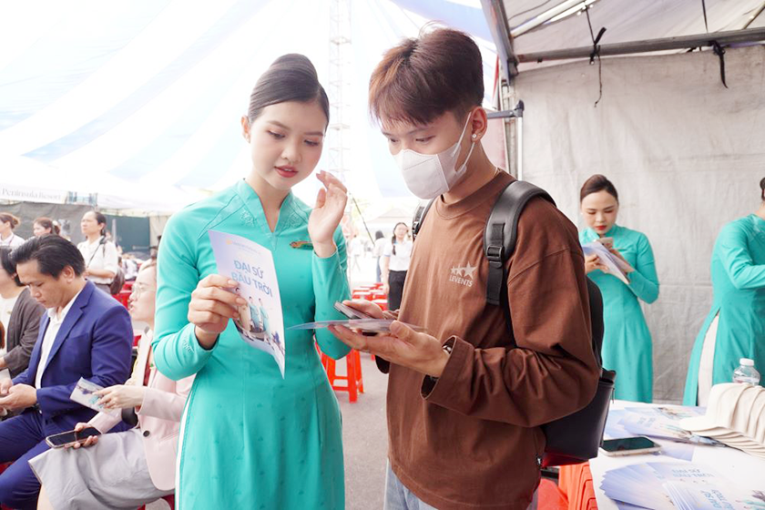 Tạo cơ hội việc làm ngành du lịch cho sinh viên tại Đà Nẵng