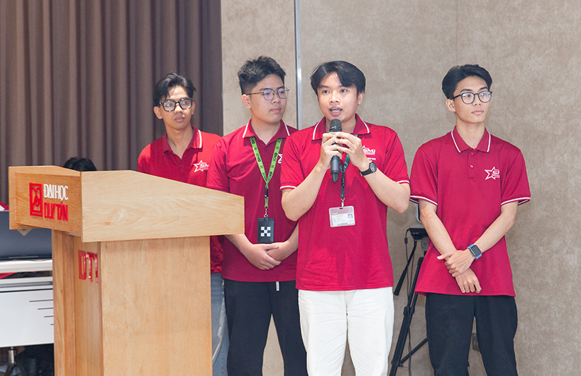 Sinh viên Điều hành Doanh nghiệp trong môi trường mô phỏng bền vững tại DTU ERPsim League 2026