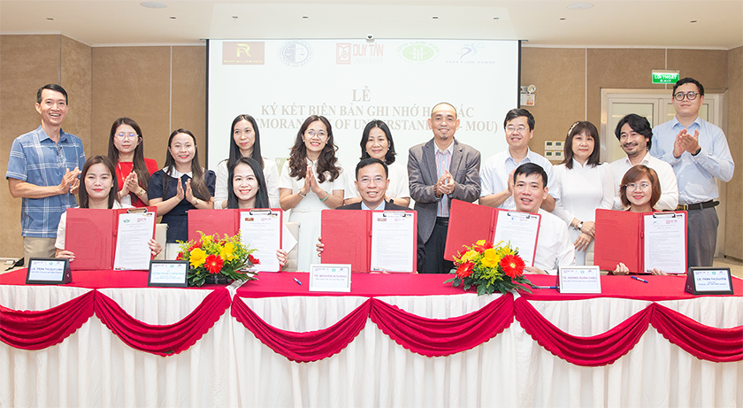 Chuỗi sự kiện Hội nghị Mạng lưới, Ký kết MOU  nâng tầm đào tạo Luật ở DTU