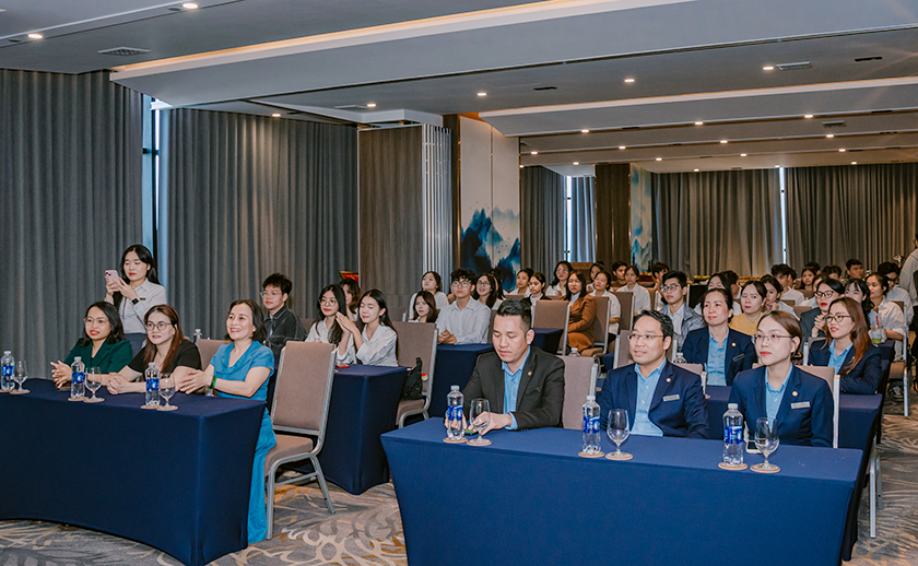 Sinh viên Đại học Duy Tân Trải nghiệm Thực tế tại PENINSULA Hotel Đà Nẵng