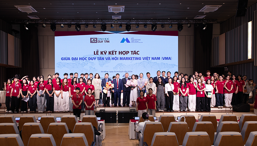 Bắt tay cùng VMA, sinh viên Đại học Duy Tân mở rộng cánh cửa bước vào thế giới Marketing chuyên nghiệp