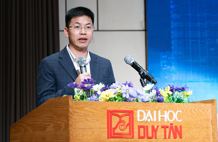 Khởi động Hành trình Phổ cập AI cho 100.000 người Việt ở miền Trung tại Đại học Duy Tân