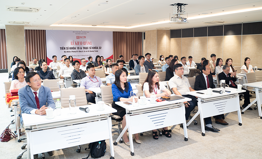 Đại học Duy Tân Khai giảng Thạc sĩ K32 và Tiến sĩ K19