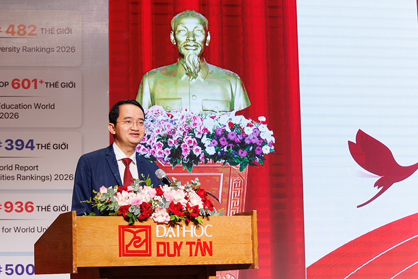 AI càng tiến xa, con người càng phải làm chủ