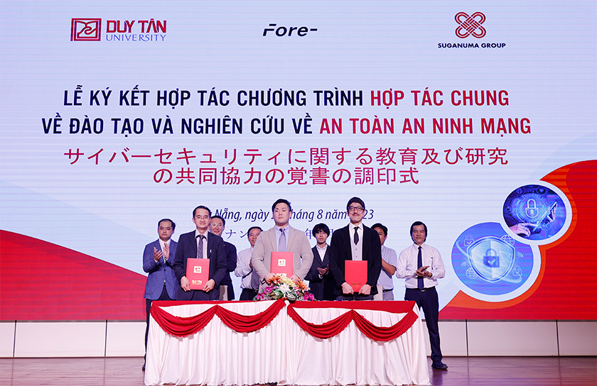 Sinh viên nhiều ngành học ở DTU thực tập doanh nghiệp nước ngoài nhận lương nghìn đô