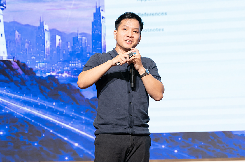 Diễn đàn “Sinh viên vượt giới hạn số” - Khởi động Cuộc thi Sinh viên Kinh doanh số 2026 tại Đại học Duy Tân