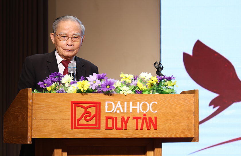 Chào mừng kỷ niệm 2 năm chuyển Trường Đại học Duy Tân thành Đại học Duy Tân