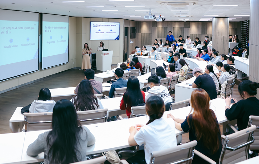Khơi nguồn Cảm hứng Nghiên cứu Khoa học cho Sinh viên Khoa Tiếng Anh