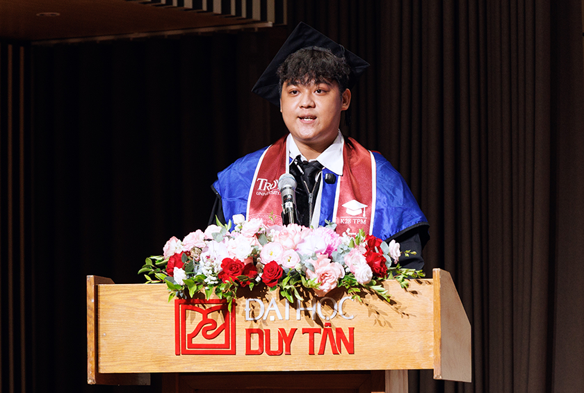 Troy Graduation 2026 - Nâng bằng Tốt nghiệp, Tự tin vươn xa Thế giới