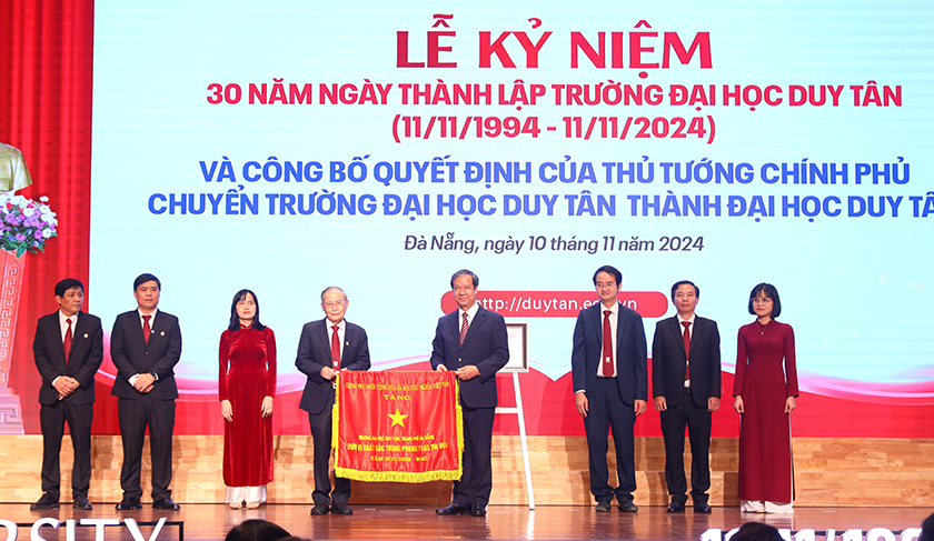 Đại học Duy Tân với hành trình 30 năm dựng xây và phát triển