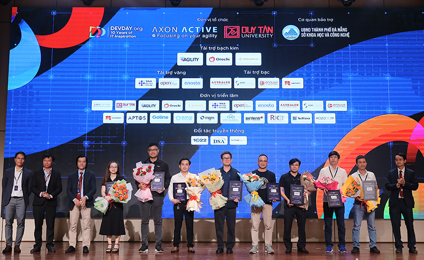 DevDay 2025 tại ĐH Duy Tân thúc đẩy sự phát triển Công nghệ và Đổi mới