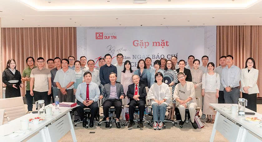Đại học Duy Tân tổ chức gặp mặt kỷ niệm 100 năm Ngày Báo chí Cách mạng Việt Nam