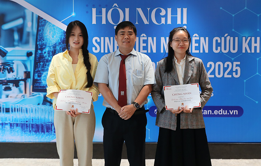Hội nghị Sinh viên Nghiên cứu Khoa học Đại học Duy Tân 2025