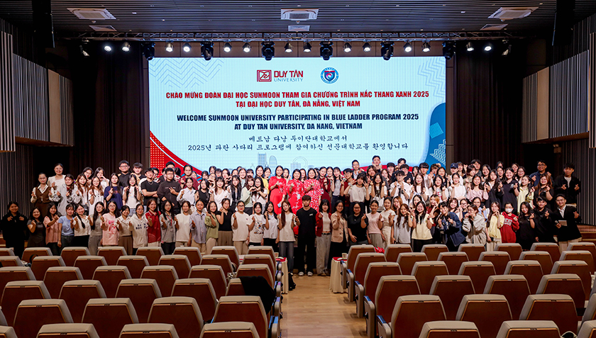 Chương trình Nấc Thang Xanh 2025 tại Đại học Duy Tân