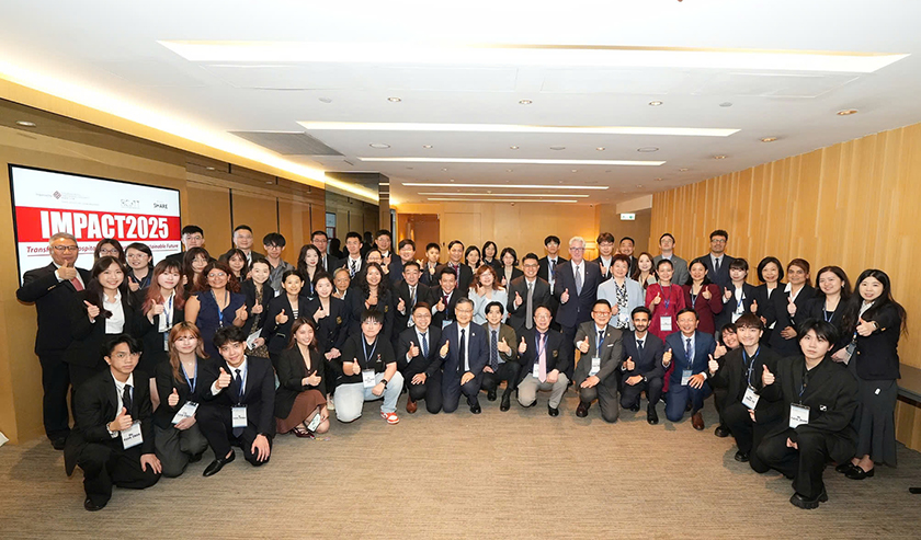 ĐH Duy Tân đăng cai Hội thảo APacCHRIE 2028 và giải Ba Best Paper Award tại Diễn đàn APF-2025