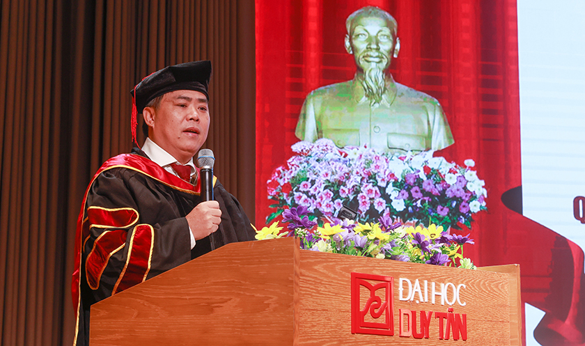 Lễ Trao Bằng Tiến sĩ và Thạc sĩ Đại học Duy Tân - Dấu ấn của Hành trình Học tập và Nghiên cứu không ngừng