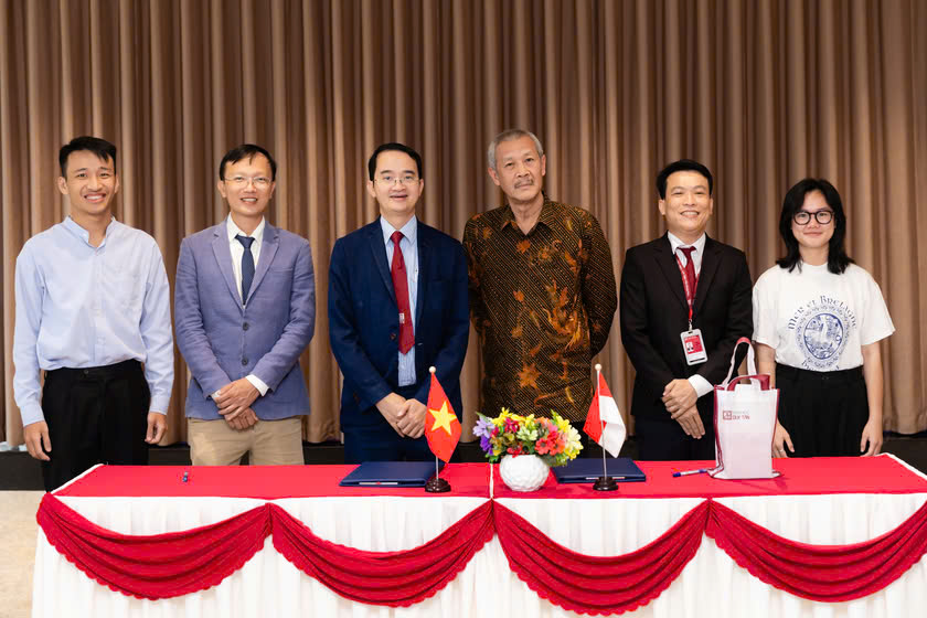 Đại học Duy Tân Ký kết Hợp tác MOU với Trường Politeknik Negeri Bandung (Indonesia)