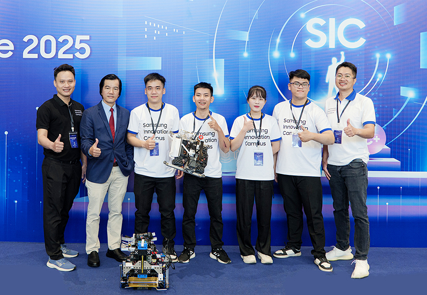 Sinh viên ÐH Duy Tân giành gi?i Nh?t l?n th? 3 liên ti?p t?i Samsung Innovation Campus (SIC) nam 2025