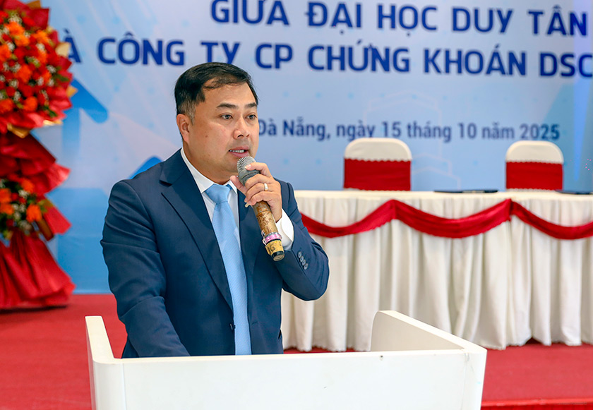  Đại học Duy Tân Ký kết Hợp tác với Công ty Cổ phần Chứng khoán DSC