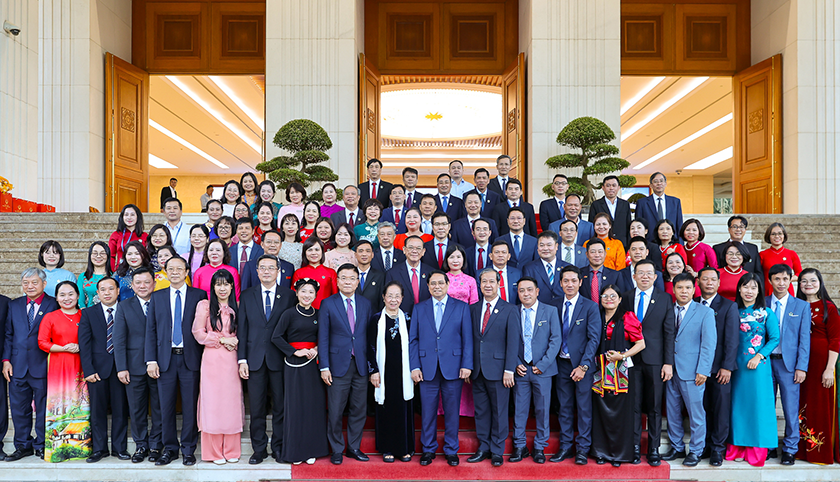 Thủ tướng Chính phủ gặp mặt đại diện các nhà giáo tiêu biểu nhân Ngày Nhà giáo Việt Nam 20/11