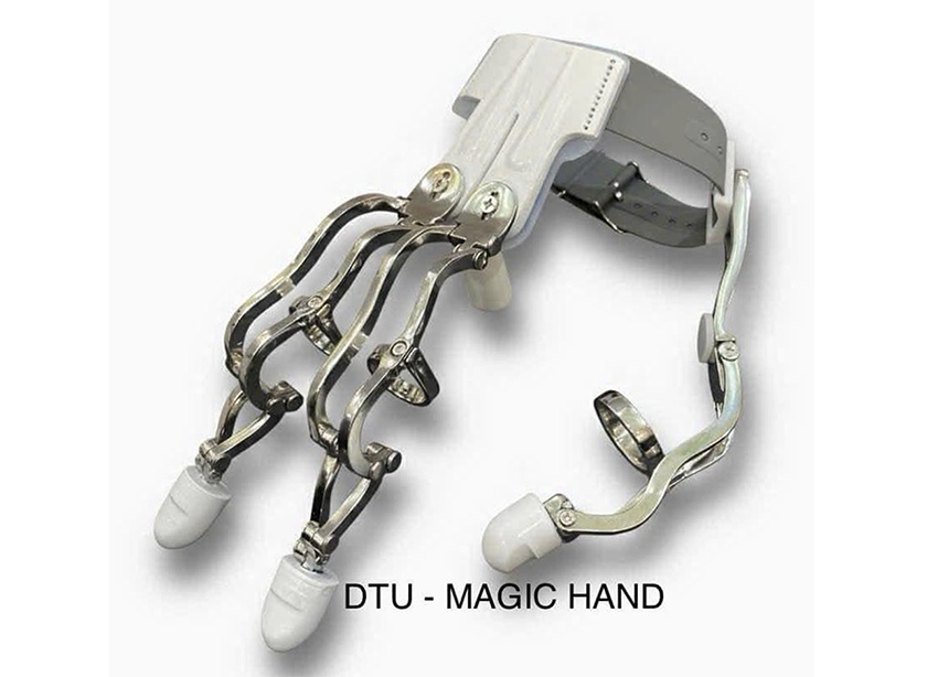 Sinh viên Duy Tân giành gi?i Nh?t Cu?c thi Th? thách Kh?i nghi?p Vi?t Nam c?a Thành Ðoàn Hà N?i