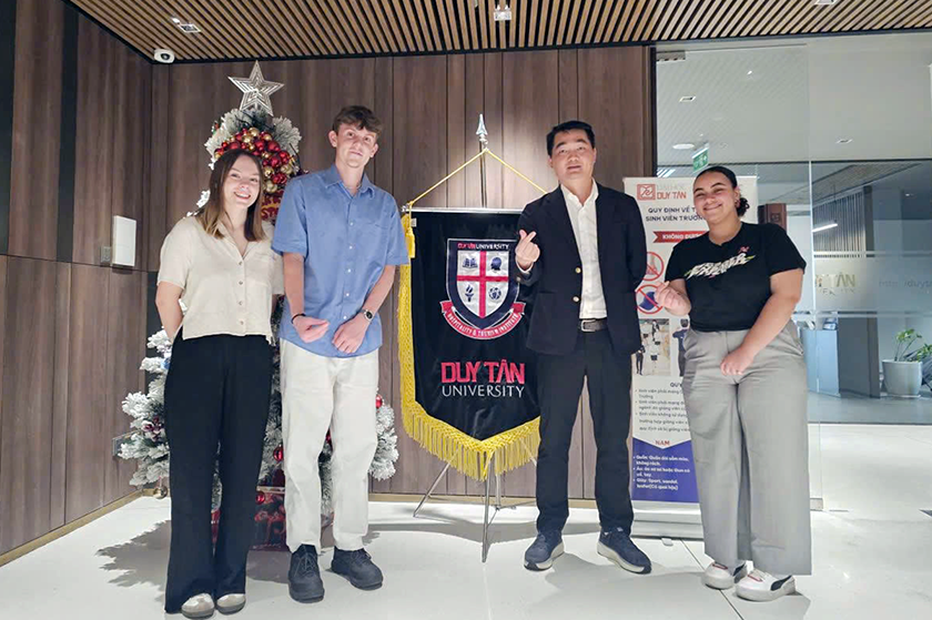 Sinh viên Pháp đến Đại học Duy Tân tham gia học kỳ Trao đổi