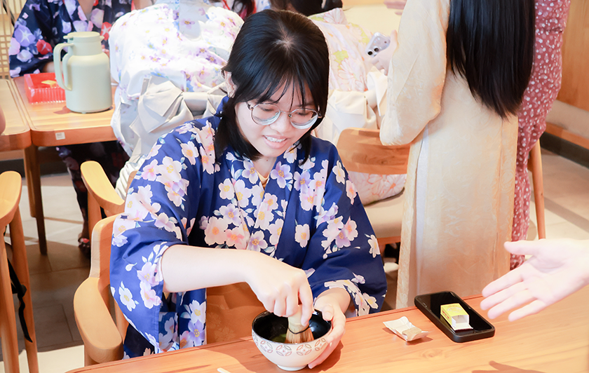 Chương trình Giao lưu Văn hóa Nhật Bản với Chủ đề “Trải nghiệm Trà đạo và Mặc Yukata”