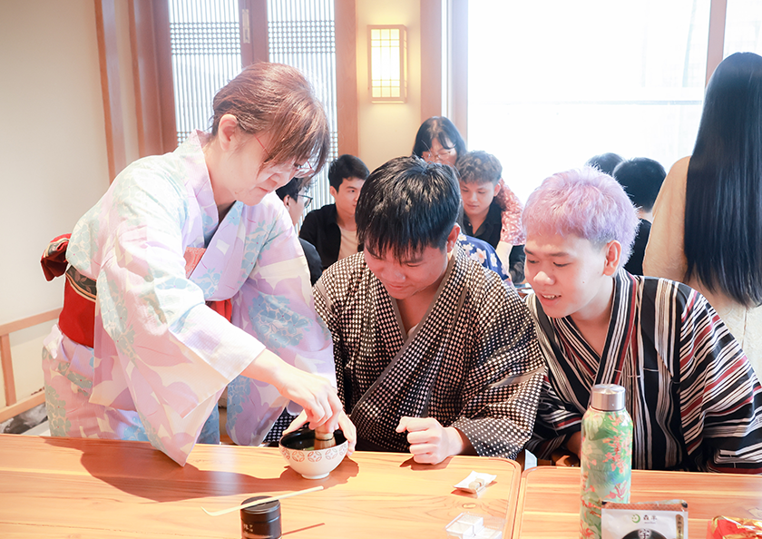 Chương trình Giao lưu Văn hóa Nhật Bản với Chủ đề “Trải nghiệm Trà đạo và Mặc Yukata”