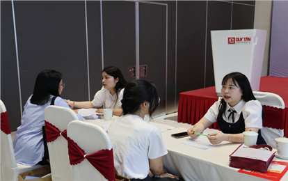 Hoa Loi Dat Garment Co., Ltd. Recruits DTU Students of Chinese Language