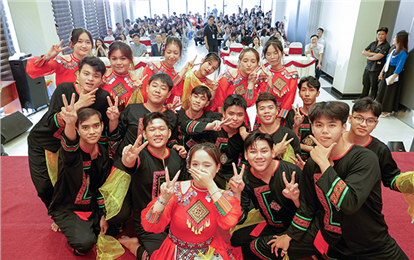 Chào đón Tân Sinh viên K31 I-Zone cùng khoa Đào tạo Quốc tế