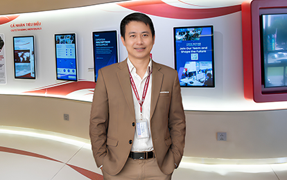 ThS.NCS Nguyễn Minh Nhật và hành trình cùng sinh viên Duy Tân chinh phục ERPsim toàn cầu