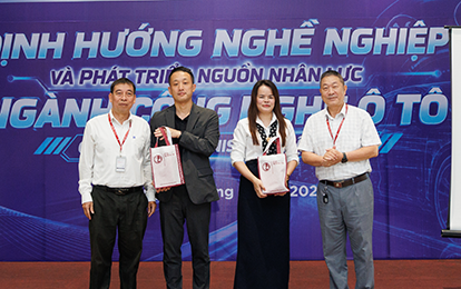 Chương trình Định hướng Nghề nghiệp và phát triển nguồn Nhân lực ngành Công nghệ Ôtô