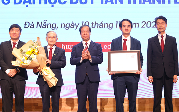 Đại học Duy Tân với hành trình 30 năm dựng xây và phát triển