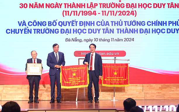 Trường Đại học Duy Tân là trường Tư thục Đầu tiên chuyển qua Mô hình Đại học