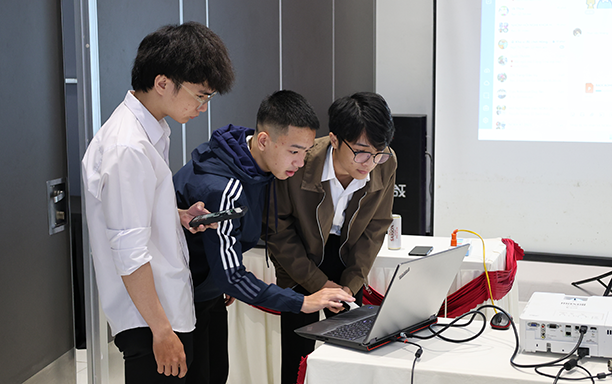 Hội nghị Sinh viên Nghiên cứu Khoa học lần 5 năm 2025 khối Công nghệ - Kỹ thuật