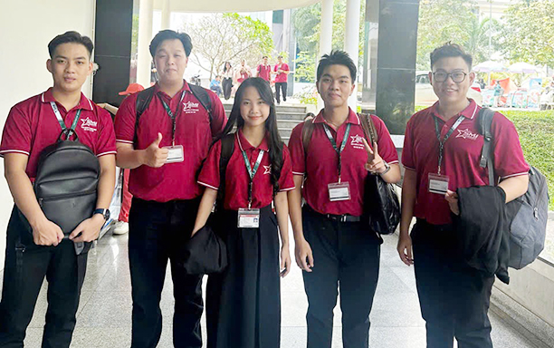Sinh viên ĐH Duy Tân vô địch thế giới cuộc thi ERPsim International Competition 2025
