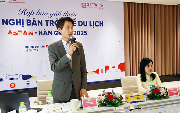 The ASEAN - Korea Roundtable on Tourism 2025 Held at DTU in Da Nang