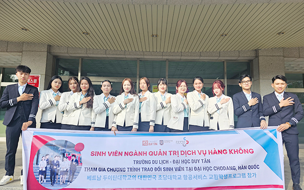 SV ngành hàng không Duy Tân: nhiều cơ hội thực tập, trao đổi