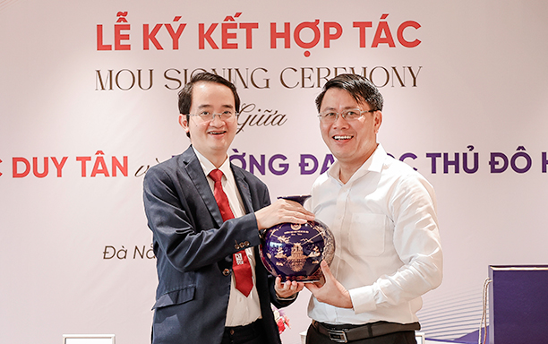 Đại học Duy Tân Ký kết Hợp tác với Đại học Thủ đô Hà Nội