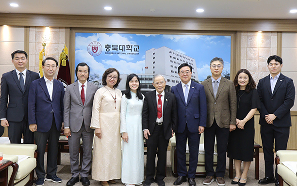 An Agreement with Chungbuk National University on AI, Semiconductors, and Technology