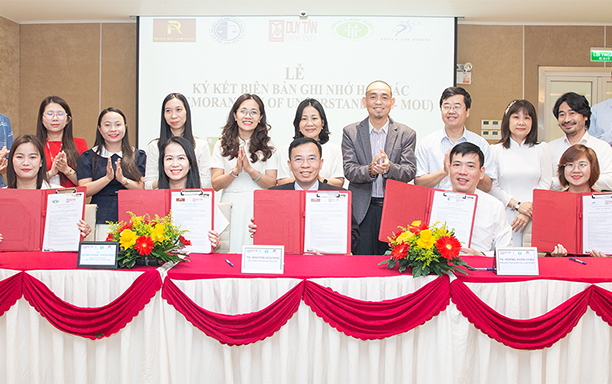 Chuỗi sự kiện Hội nghị Mạng lưới, Ký kết MOU  nâng tầm đào tạo Luật ở DTU