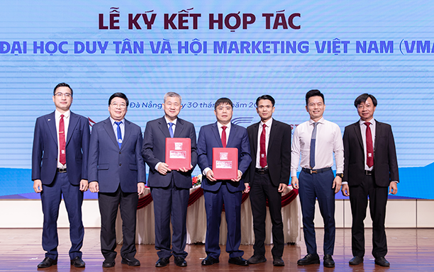 Bắt tay cùng VMA, sinh viên Đại học Duy Tân mở rộng cánh cửa bước vào thế giới Marketing chuyên nghiệp