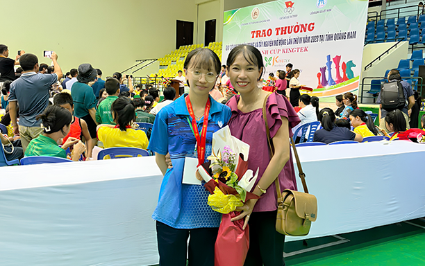 Nữ Kỳ thủ Cờ vua với nhiều Huy chương Vàng đến DTU học Bác sĩ Đa khoa