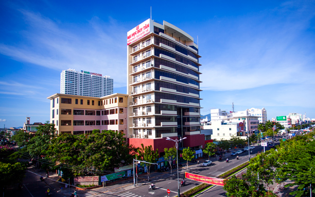 Thi sáng tác thơ, văn cho sinh viên miền Trung - Tây Nguyên